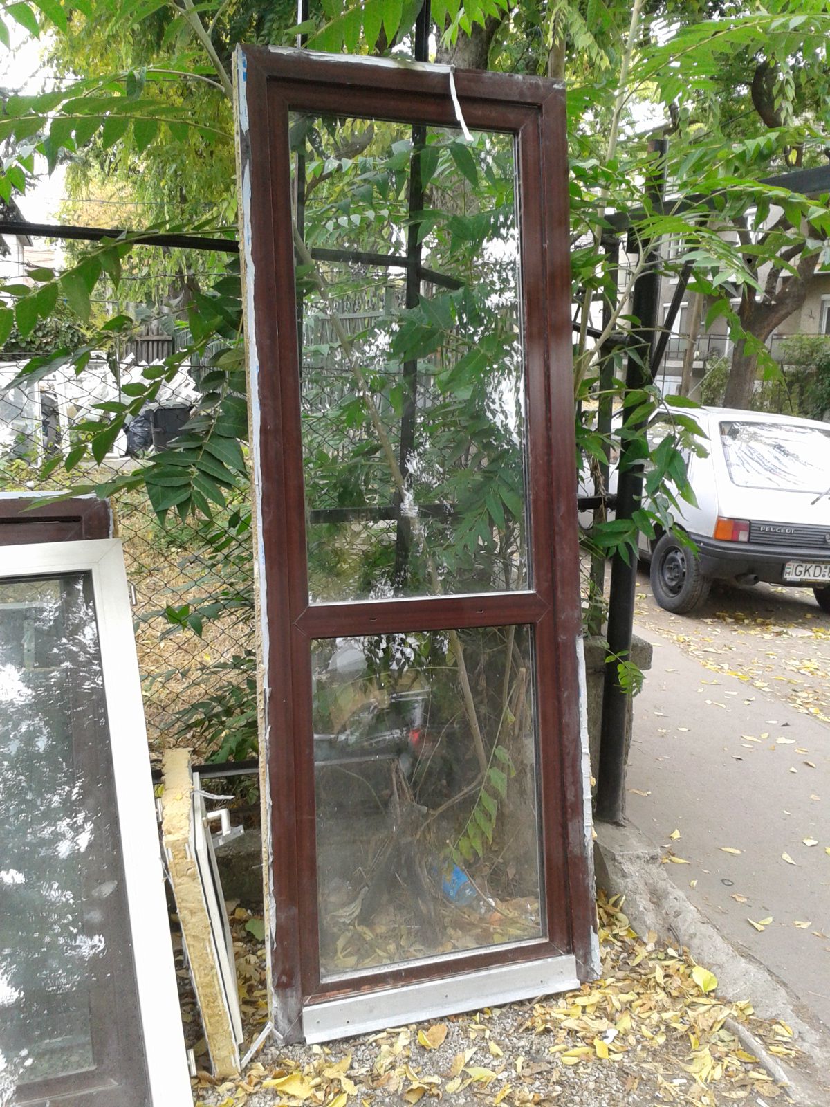 erkelyajto_kivul_fa erkelyajto_kivul_fa