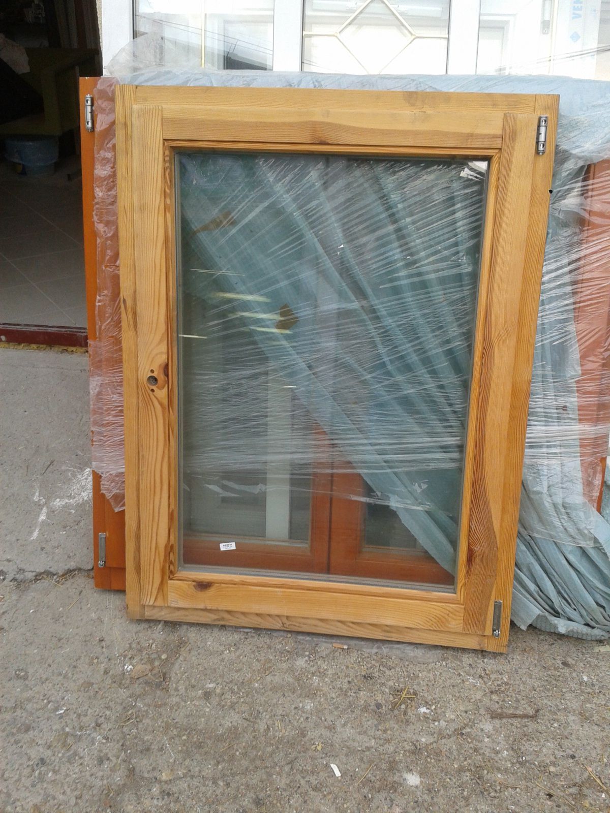 88x118 Fa bukó-nyíló ablak 88x118 Fa bukó-nyíló ablak